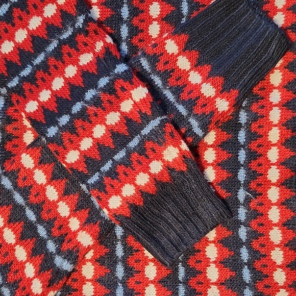 Joe Fresh FairIsle/Christmas sweater - Picture 3 of 7